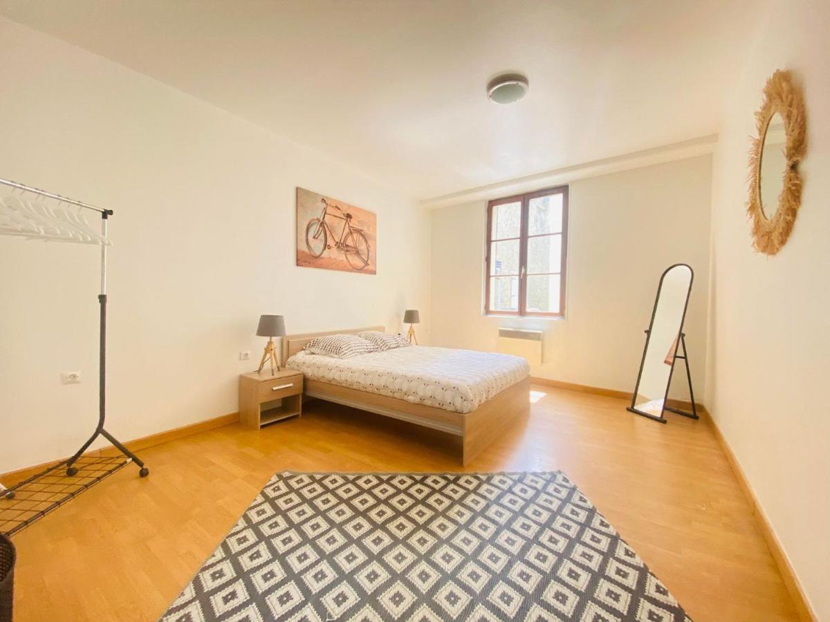 Joli Appartement Proche Cathedrale 拉昂 外观 照片